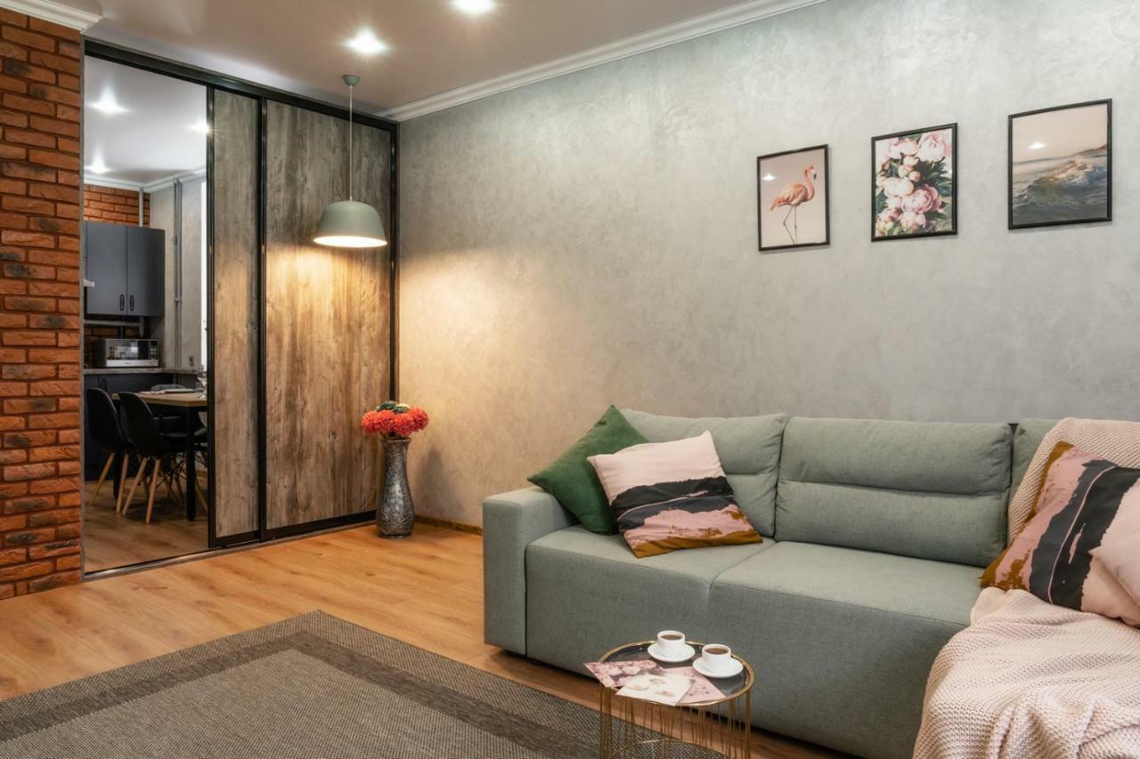 Paulmarie Apartments On Gogolya 39 Babrujsk Esterno foto